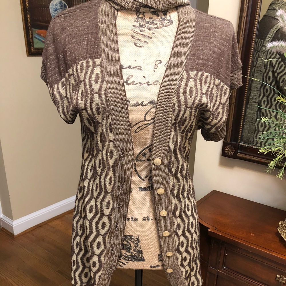 NWOT Absolutely belted short sleeve cream / brown cardigan